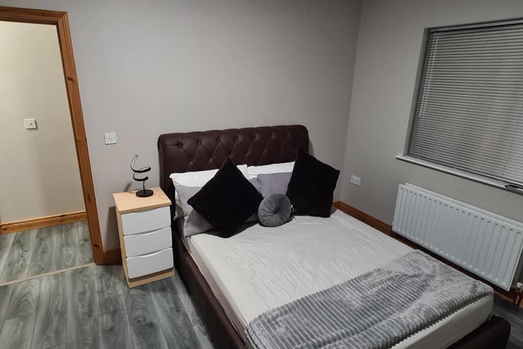Millhouse Cottage A Luxury 3 Bed Bungalow Антрим Экстерьер фото