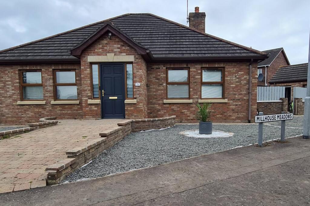 Millhouse Cottage A Luxury 3 Bed Bungalow Антрим Экстерьер фото